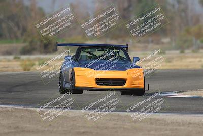 media/Sep-20-2025-Extreme Speed (Sat) [[1fcc23683c]]/Blue (Low Intermediate)/Session 1 (Sunset)/